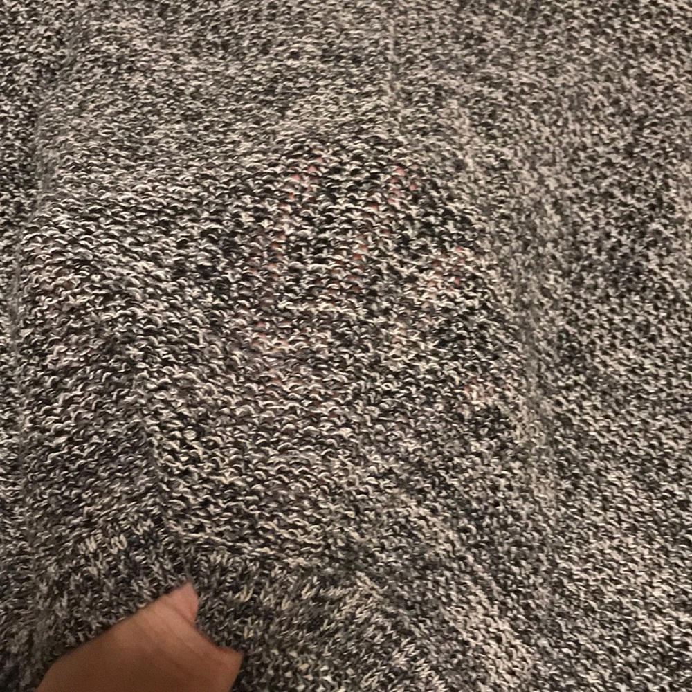 Sweater - Picture 2 of 4
